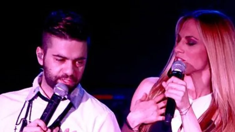 Η on stage συνάντηση των Onirama με την Ντορέττα Παπαδημητρίου